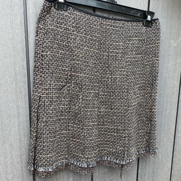 Elie Tahari Wool Blend Skirt‎ Lined - Picture 3 of 10